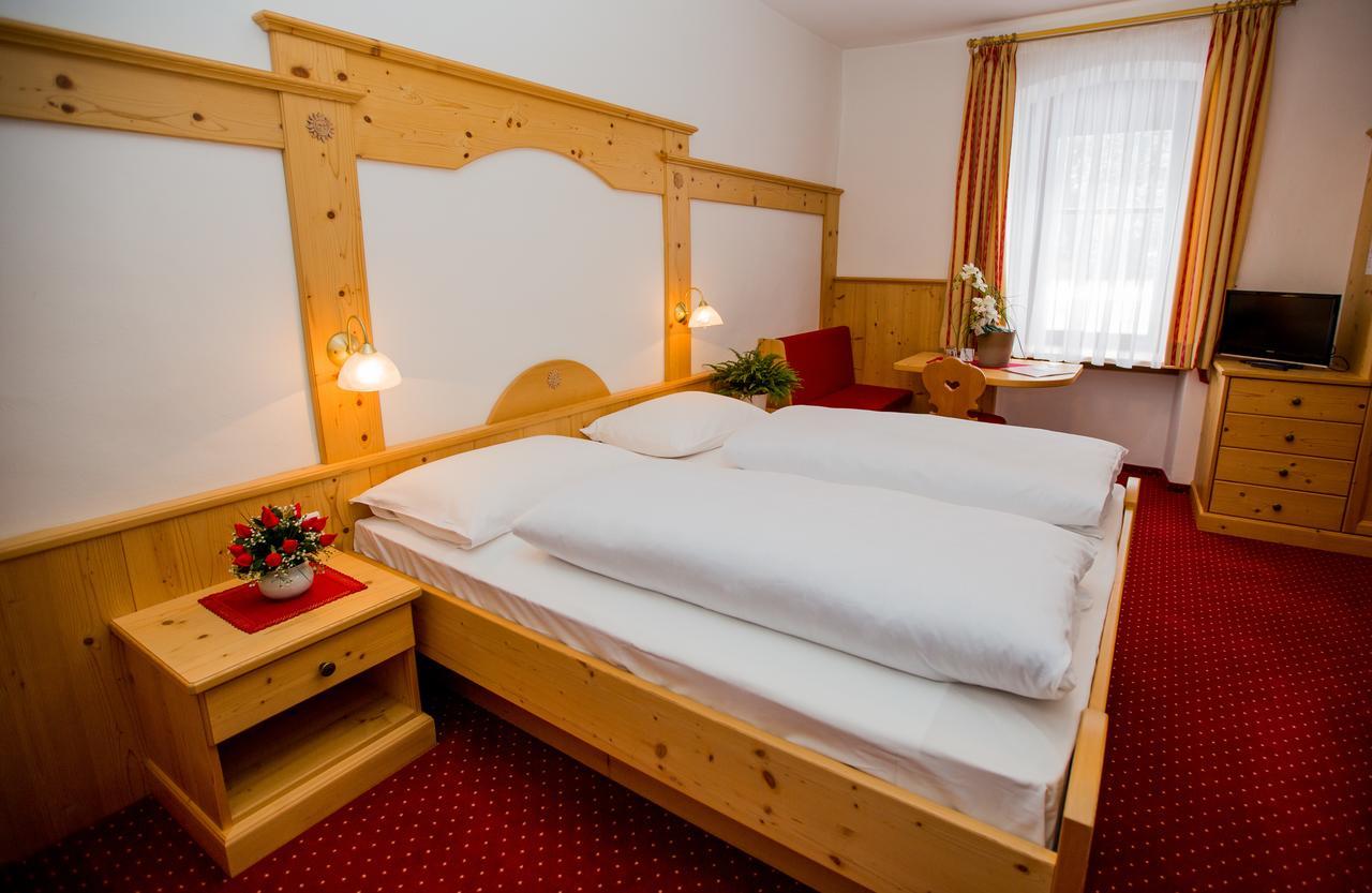 Hotel Restaurant Schaurhof Vipiteno Eksteriør billede