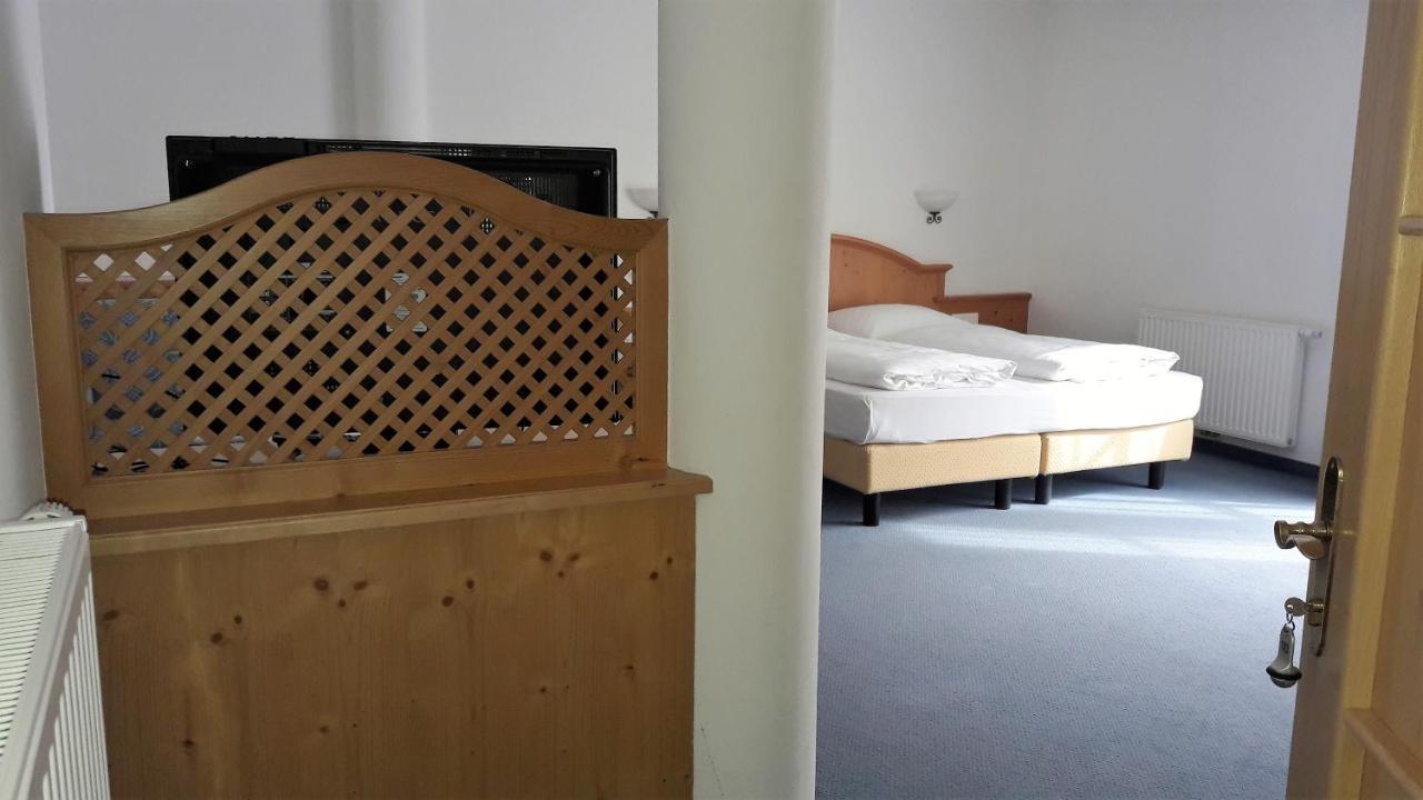Hotel Restaurant Schaurhof Vipiteno Eksteriør billede